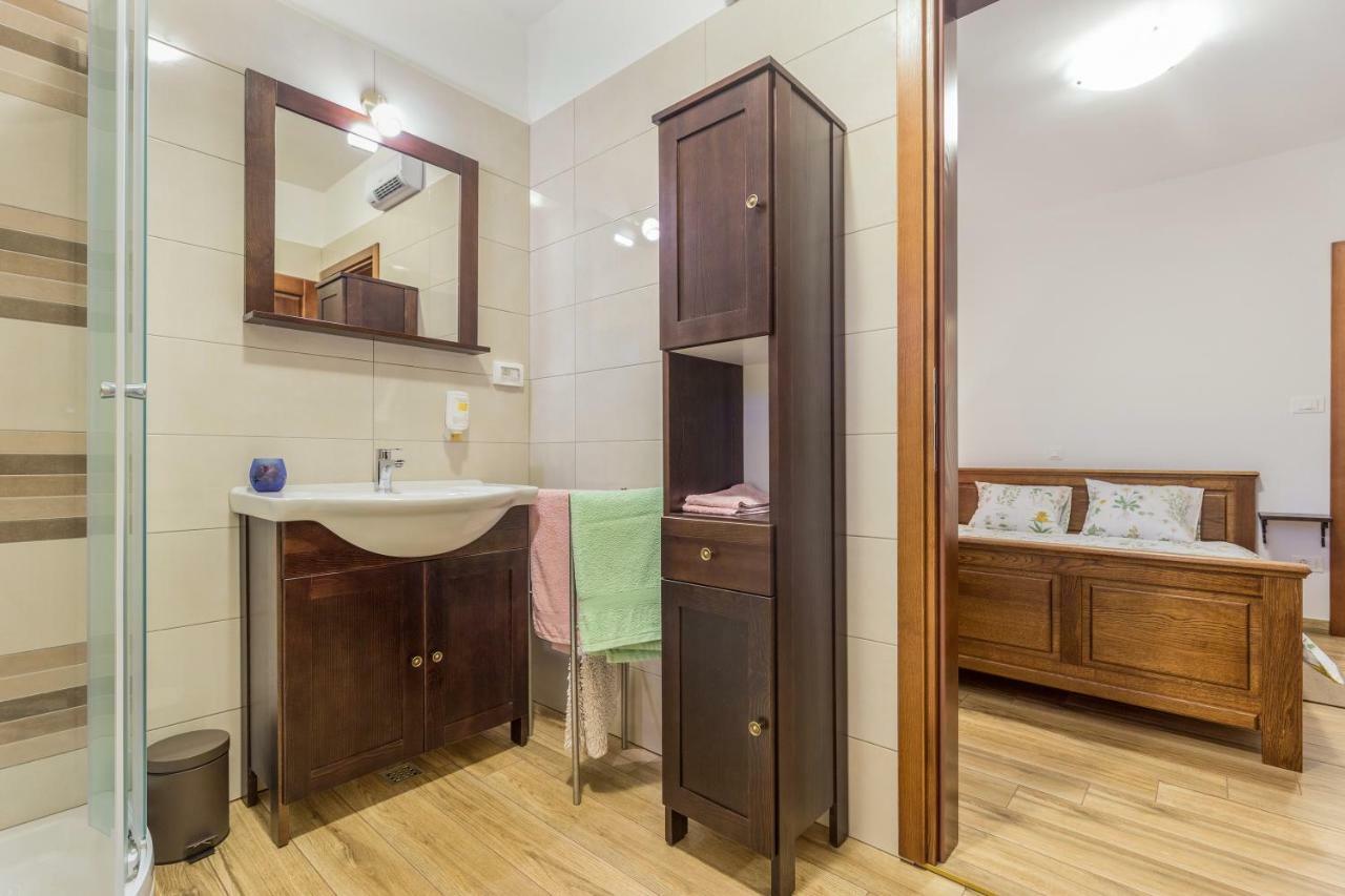 Vila Elida Pazin Bagian luar foto
