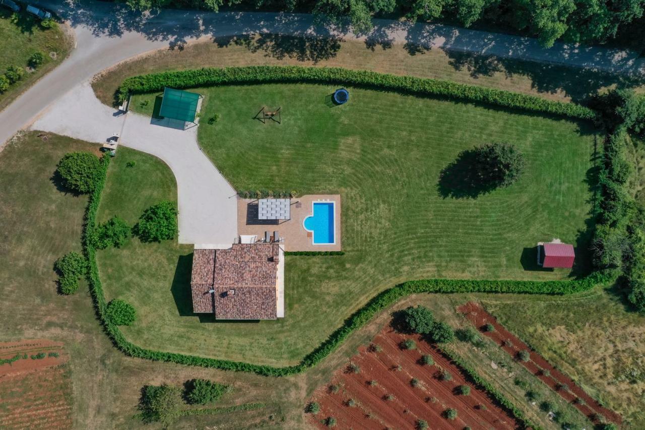 Vila Elida Pazin Bagian luar foto